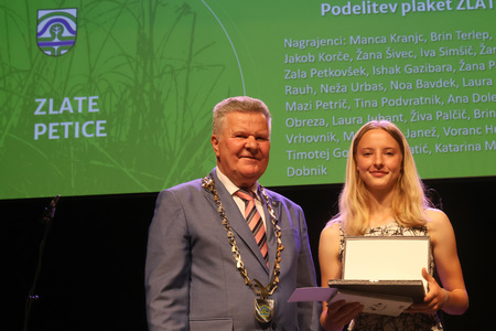 ZLATA PETICA 154 FOTO LJUBO VUKELIČ